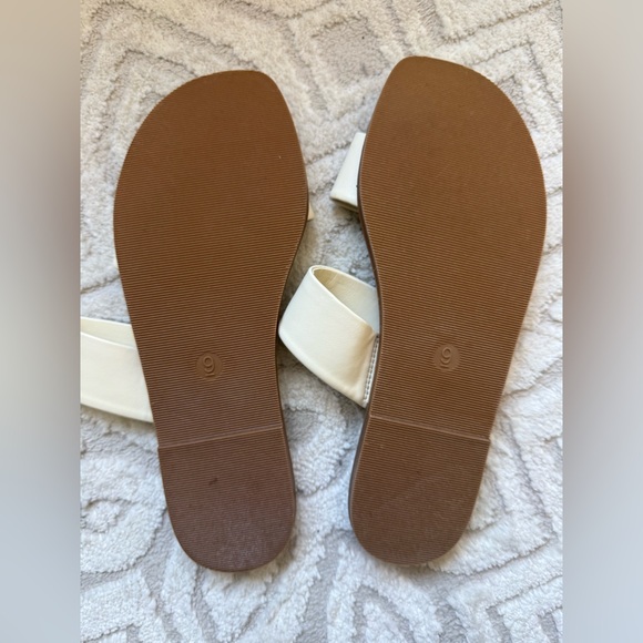 Universal Thread Size 9 Sandals 🤎 NEW WITHOUT TAGS - Picture 5 of 6